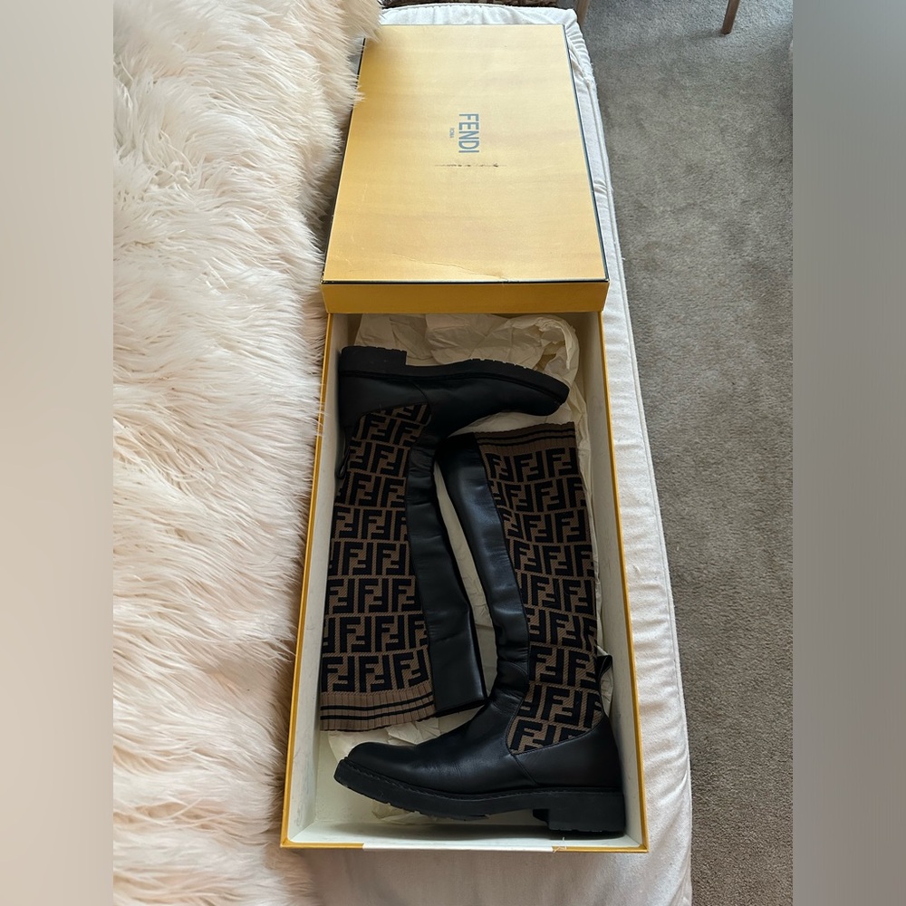 Fendi Rockoko FF Zucca Leather boots size 40